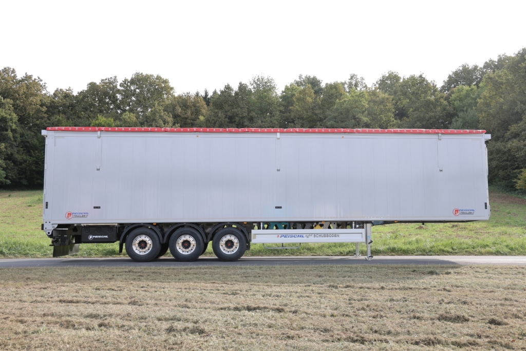 Moving floor with patented hydraulic roof system